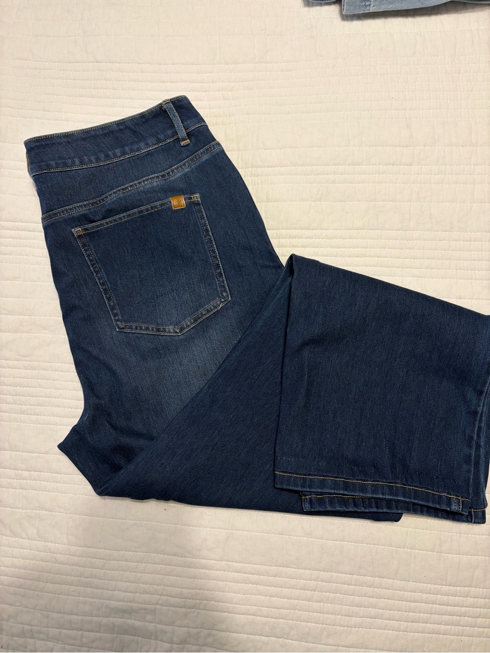HALARA Dark Blue High-Rise Straight Jeans